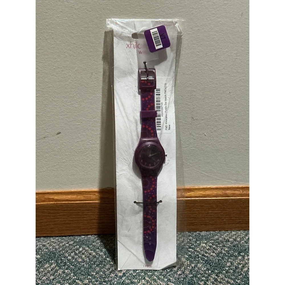 Xhilaration Purple Polka Dot Watch Women OS Purple New Casual needs battery **